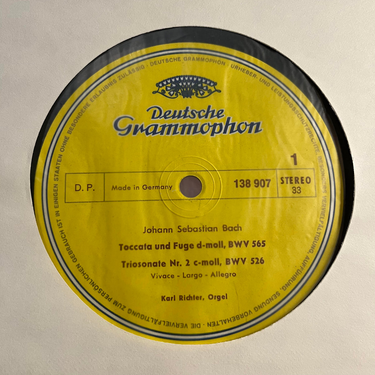 Johann Sebastian Bach - Toccata Und Fuge d-moll, BWV 565 · Triosonate Nr. 2 c-moll, BWV 526 · Präludium Und Fuge D-dur, BWV 532 · Fantasie Und Fuge g-moll, BWV 542 *SHRINK/GERMANY* | Near Mint (NM) Near Mint (NM)-Music History