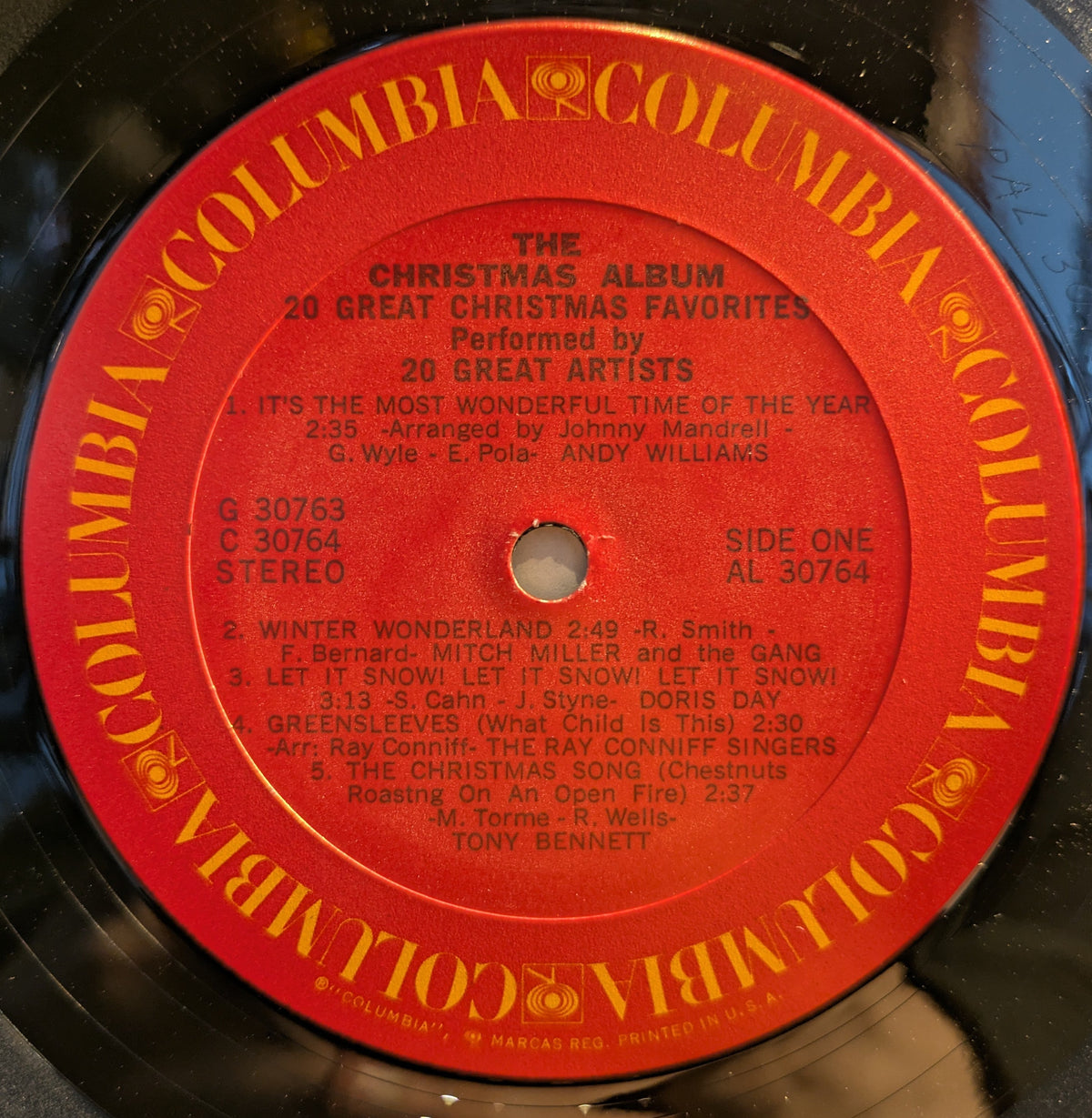 Various - The Christmas Album: 20 Great Christmas Favorites By 20 Great Artists (2xVINYL) | Near Mint (NM) Excellent+ (EX+)-Music History