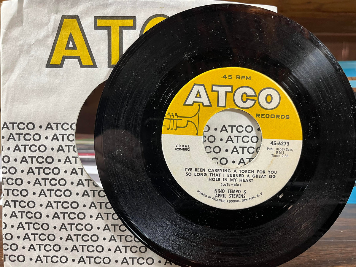 Nino Tempo & April Stevens - Deep Purple / I've Been Carrying A Torch For You So Long That I Burned A Great Big Hole In My Heart (7" VINYL) | Excellent+ (EX+)-Music History