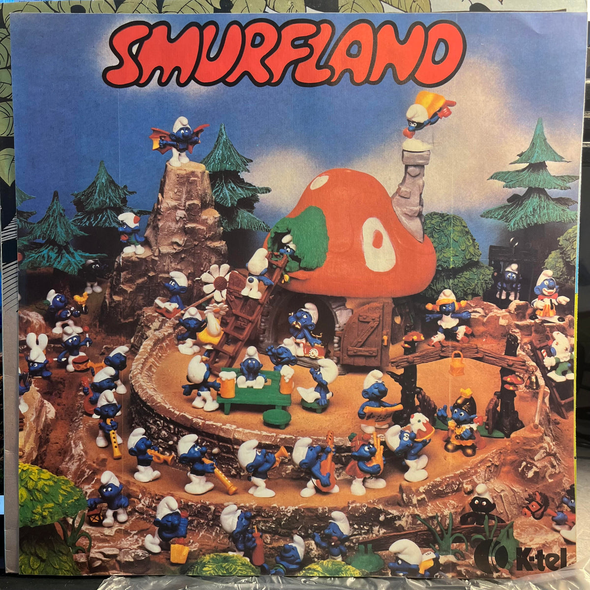 The Smurfs (2) - The Smurfs All Star Show *NEW ZEALAND* | Near Mint (NM) Near Mint (NM)-Music History