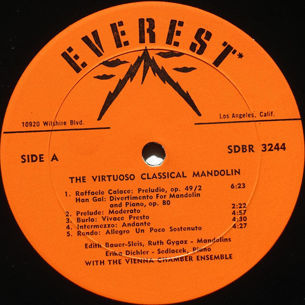 Edith Bauer-Slais With The Vienna Chamber Ensemble - The Virtuoso Classical Mandolin | Very Good Plus (VG+) Very Good Plus (VG+)-Music History