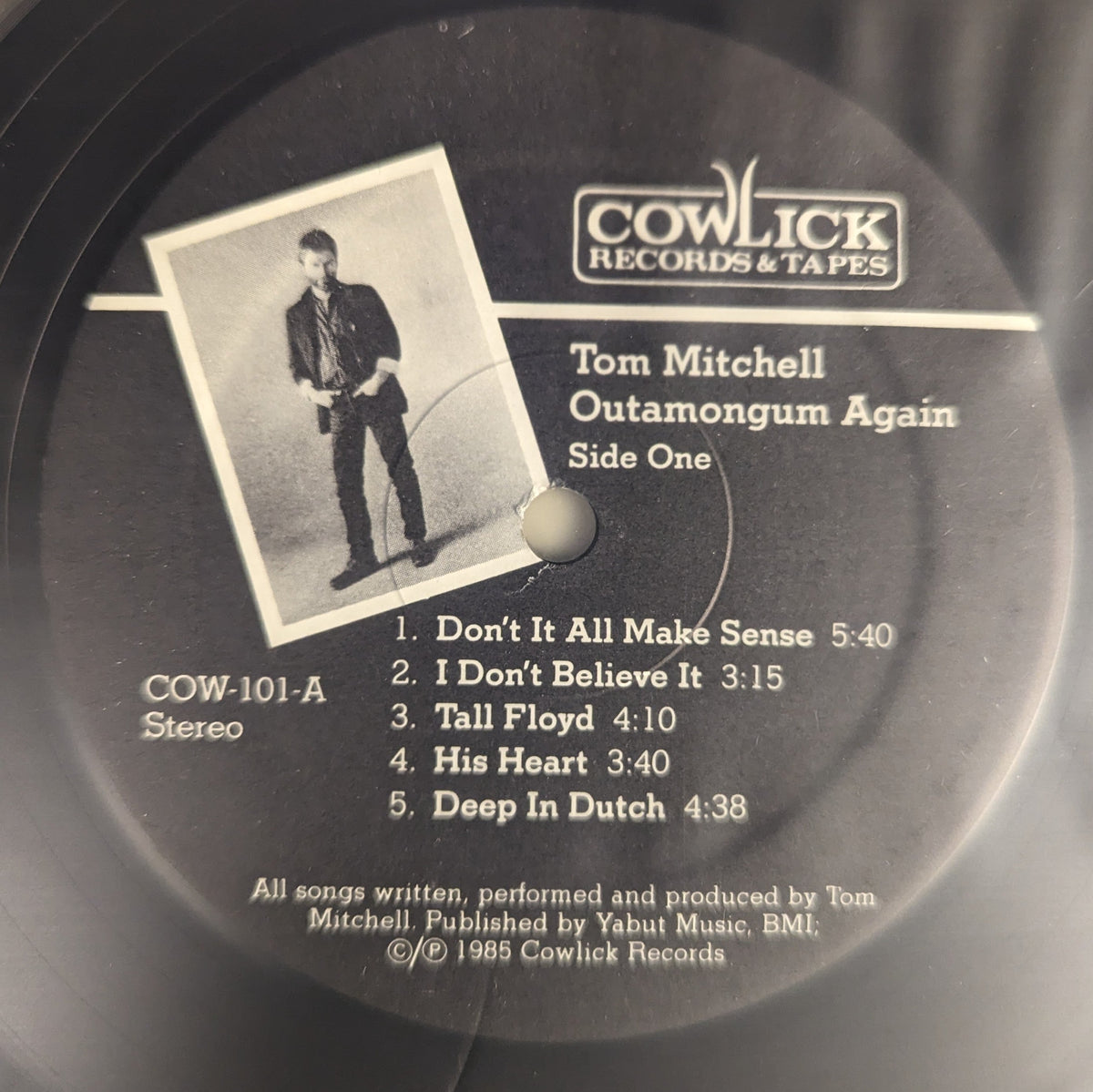 Tom Mitchell (4) - Outamongum Again *SIGNED* | Near Mint (NM) Near Mint (NM)-Music History