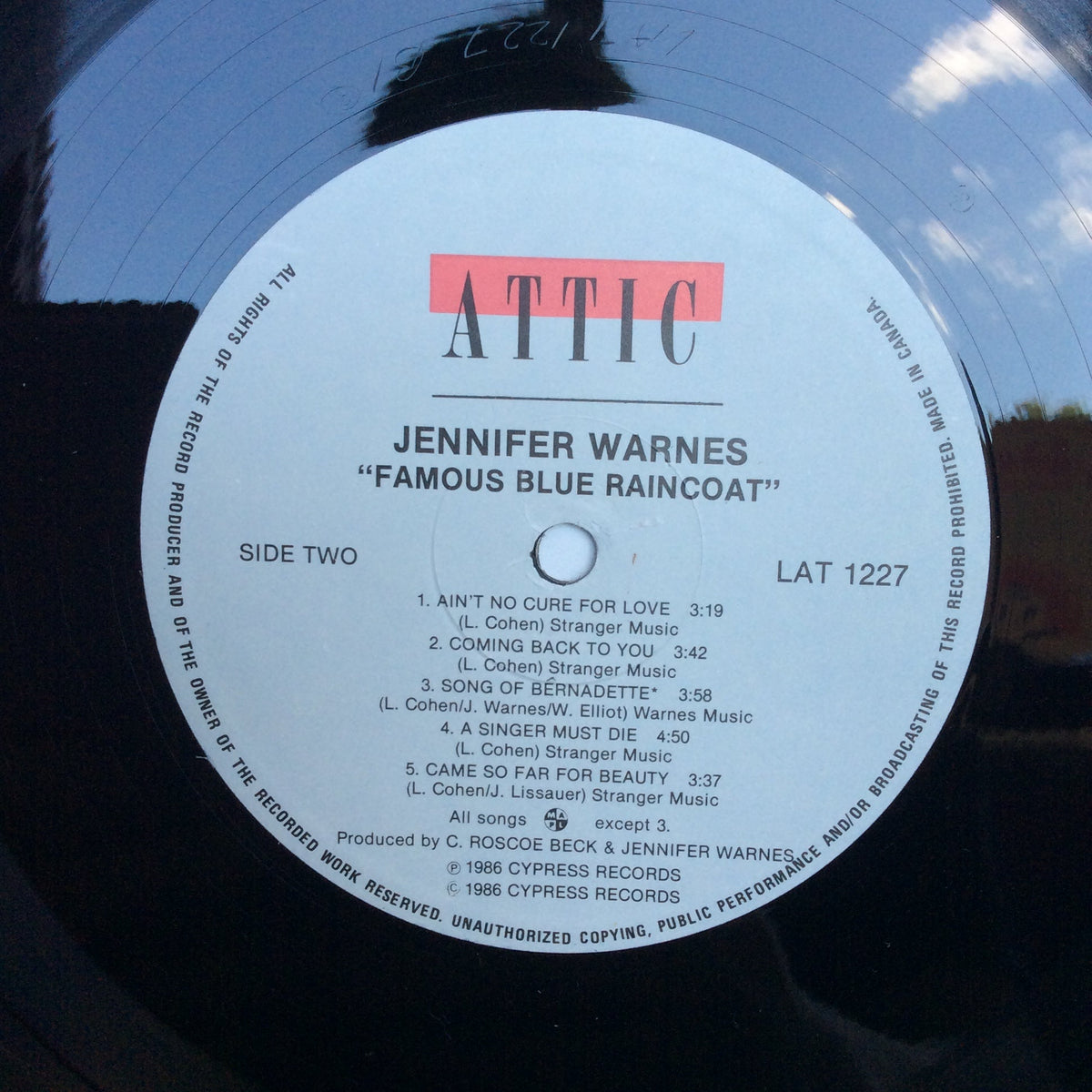 Jennifer Warnes - Famous Blue Raincoat (The Songs Of Leonard Cohen) (VINYL) | Near Mint (NM) Near Mint (NM)-Music History