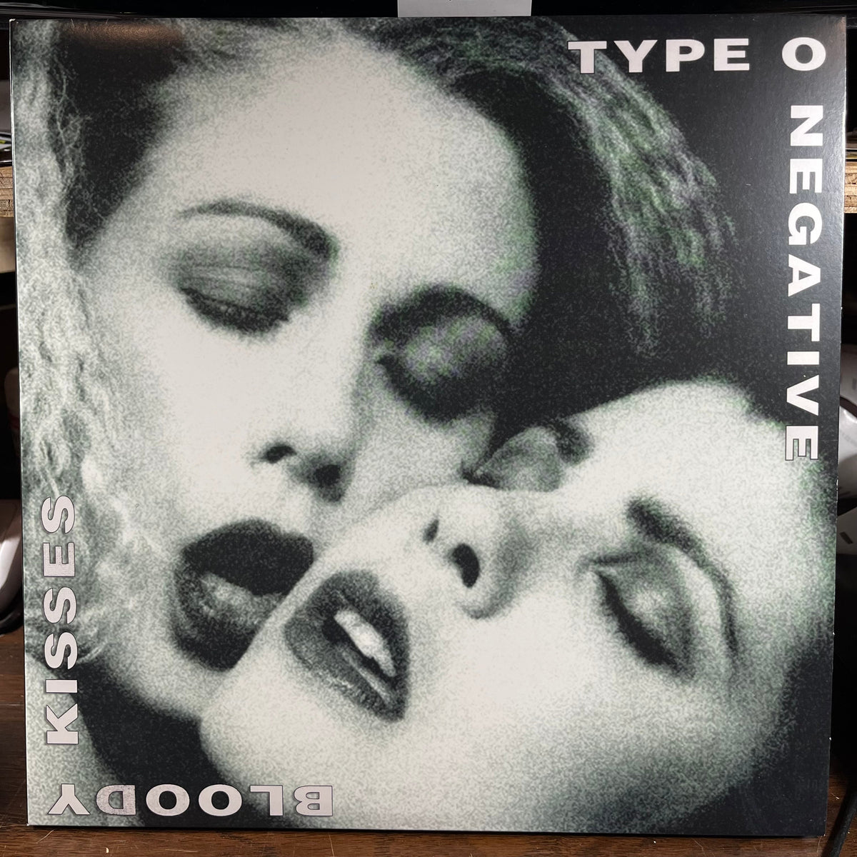Type O Negative - Bloody Kisses (3xVINYL) *GREEN WITH BLACK SWIRL* | Near Mint (NM) Near Mint (NM)-Music History