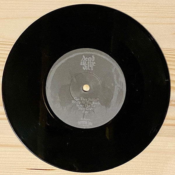Dead In The Dirt - Fear (7" VINYL) | Mint (M) Mint (M)-Music History