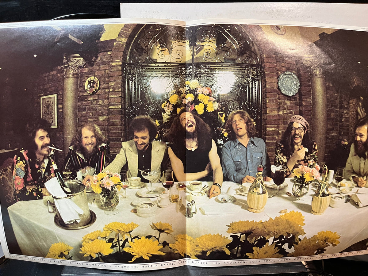 Jethro Tull - M.U.- The Best Of Jethro Tull (VINYL LP CHRYSALIS CHR 1078 1975) | Near Mint- (NM-) Excellent (EX)-Music History